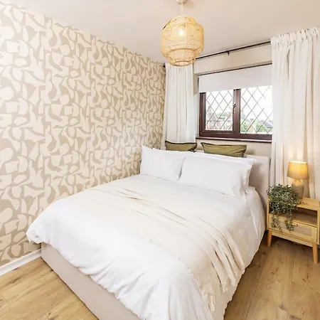 Stunning 2 Bed House Near Solihull For Long - 10 Mins From Nec Hs2 Bhx